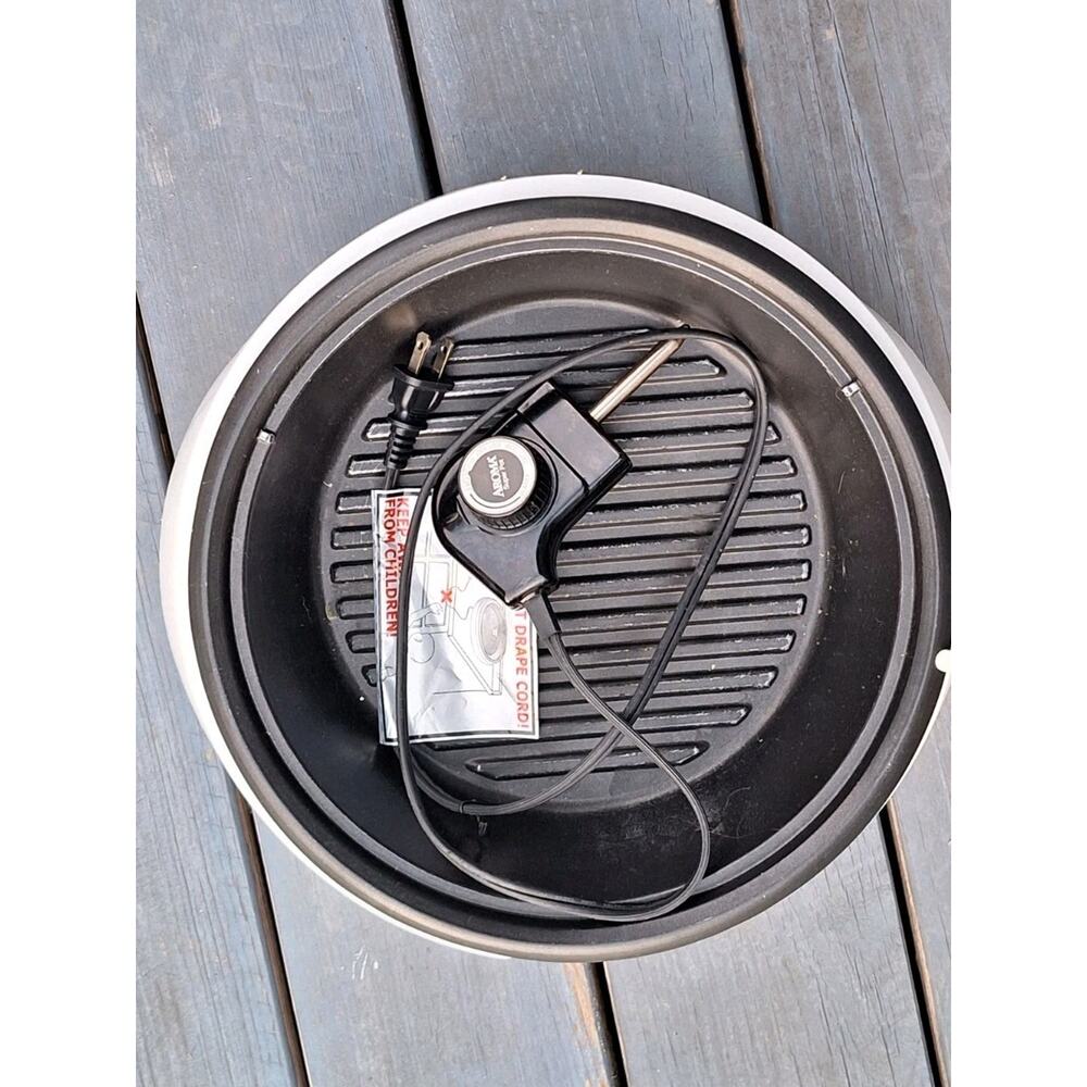 Aroma 3 Qt. Electric 3-In-1 Grillet - Grill, Slow Cooker, Steamer, No Lid